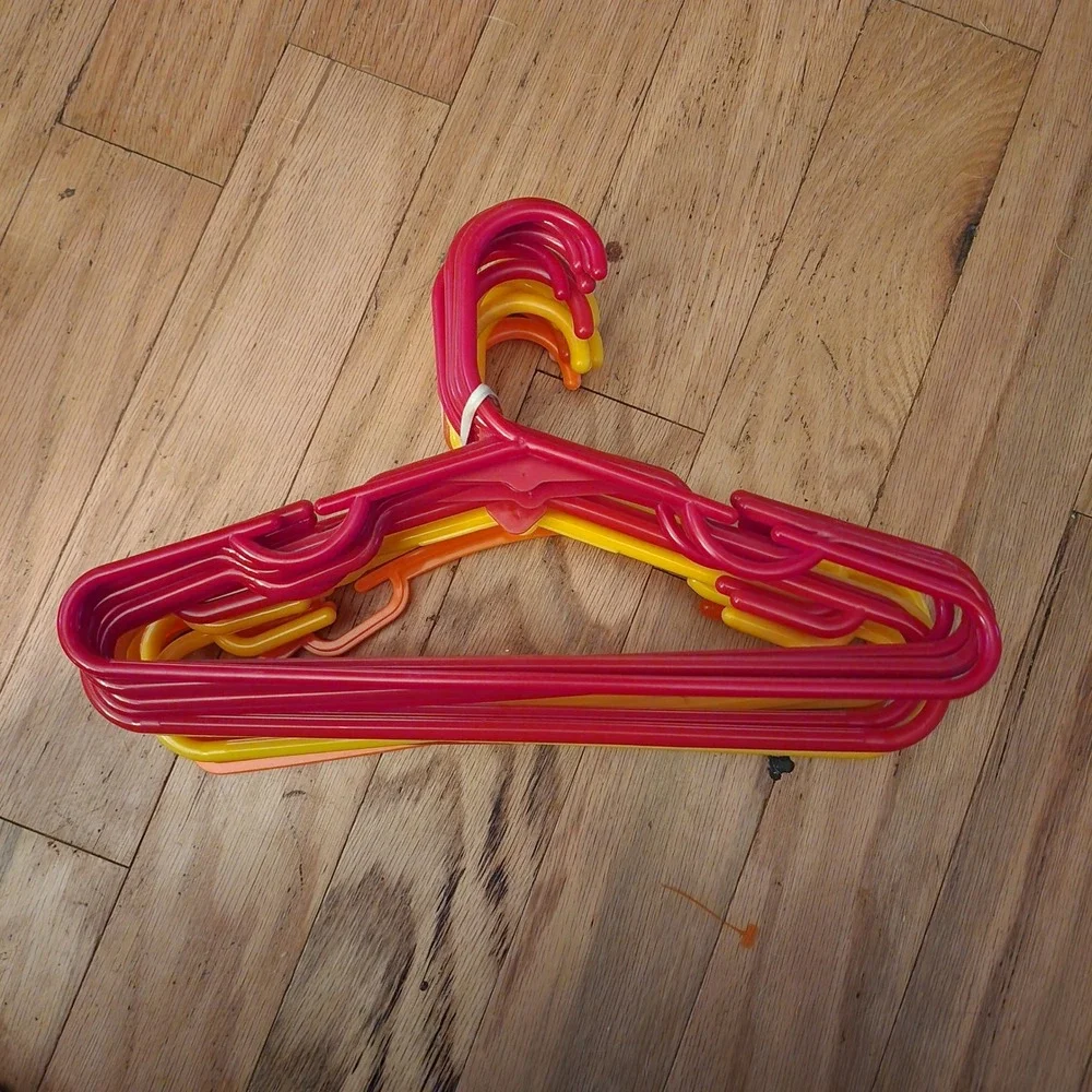Kids Clothes Hangers Bundle‎ Set of 15 Plastic Childrens Garment Hangers